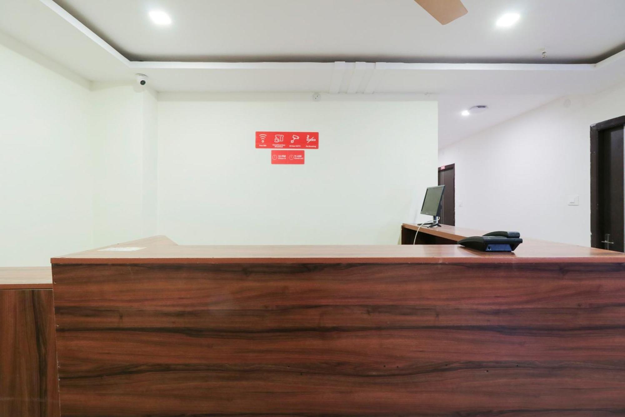 Hotel O Akshaya Elite Vijayawāda Extérieur photo