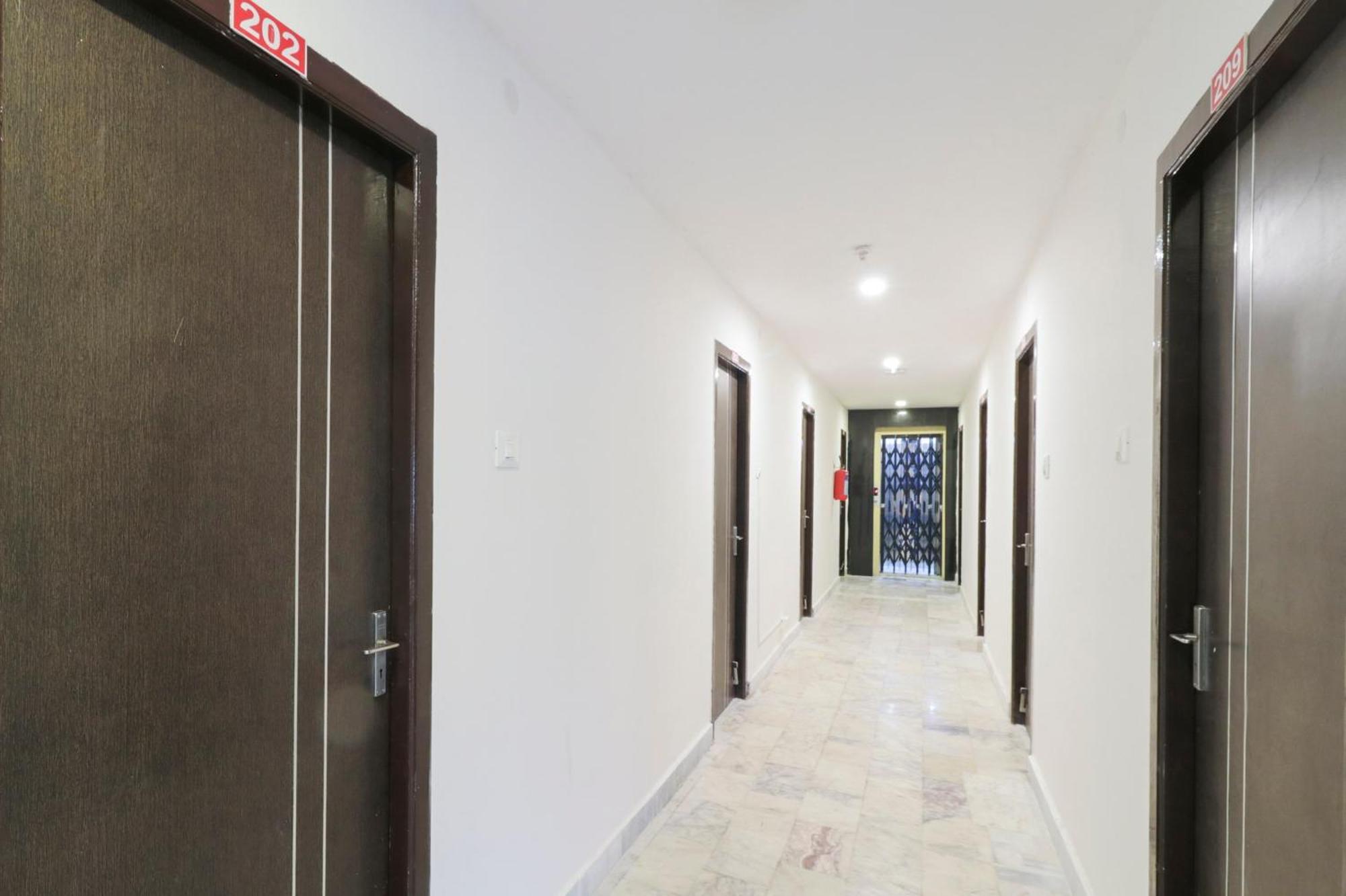 Hotel O Akshaya Elite Vijayawāda Extérieur photo
