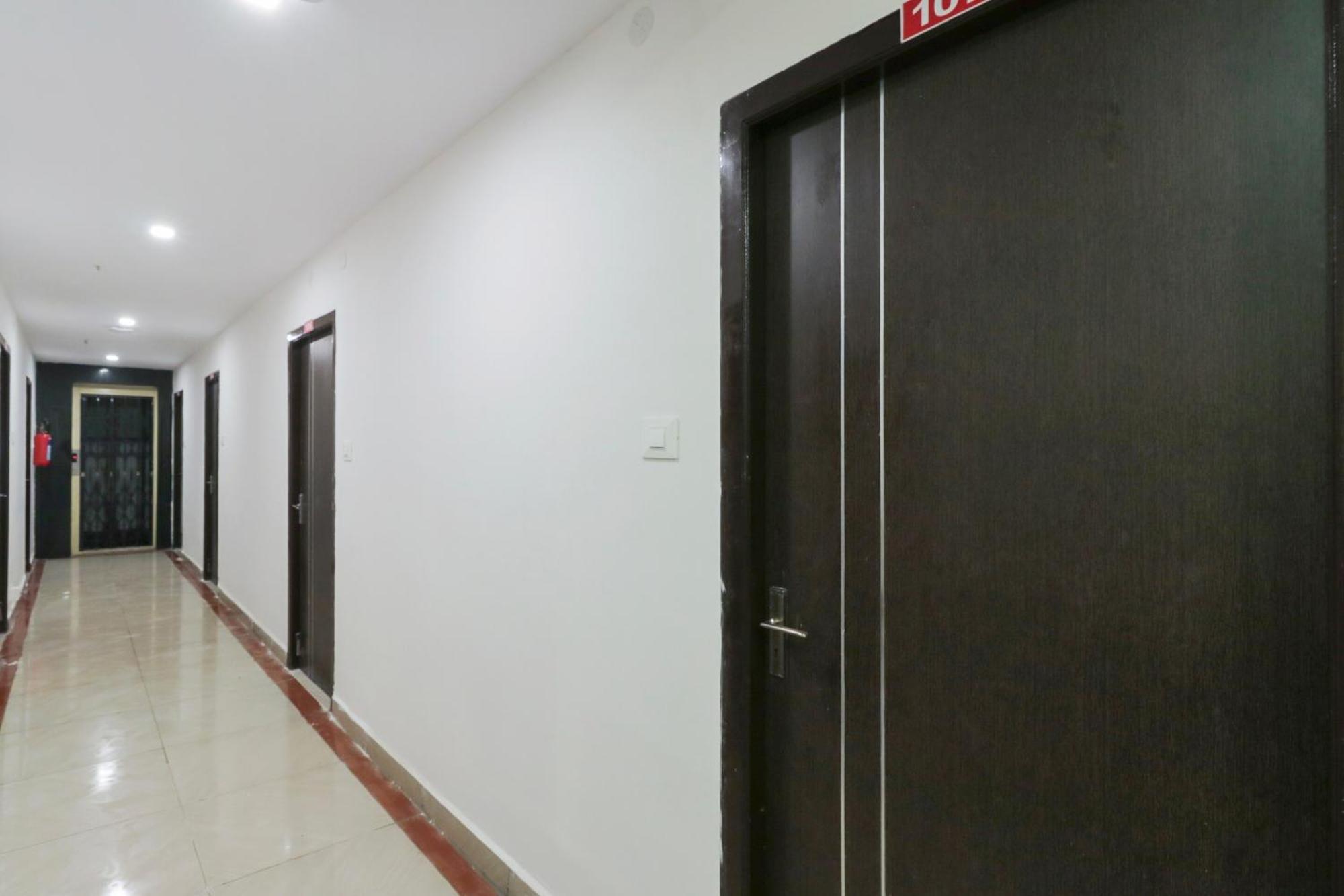Hotel O Akshaya Elite Vijayawāda Extérieur photo